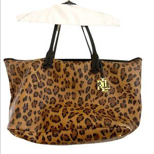 🔥Ralph Lauren cheetah purse, size is 18 inches wide and 12 inches high.